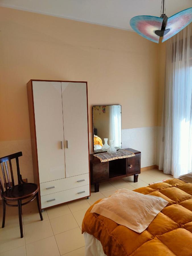 Appartamento In Villa Virginia Fino A 10 Ospiti Mondragone Exteriér fotografie