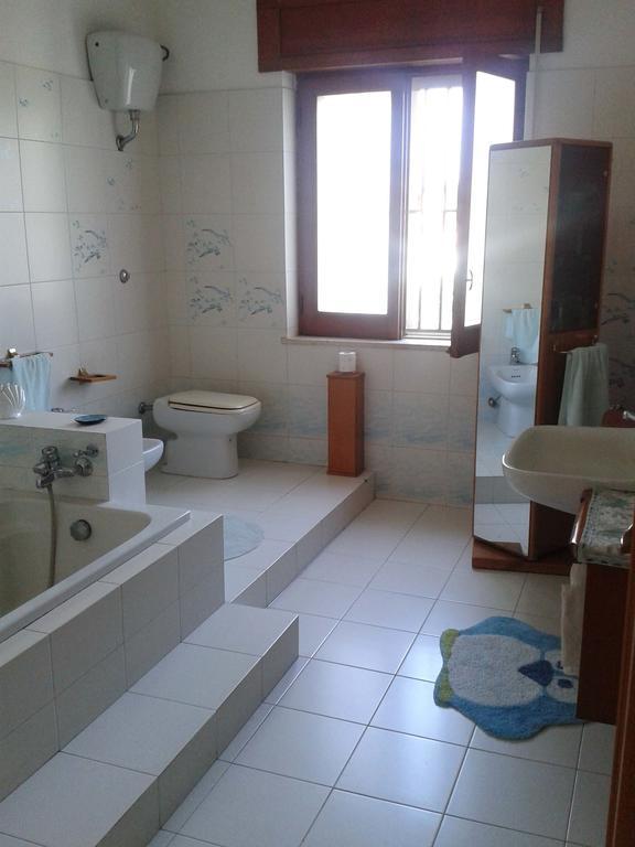 Appartamento In Villa Virginia Fino A 10 Ospiti Mondragone Exteriér fotografie